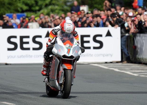 Michael Rutter on his way to victory in the 2012 SES TT Zero race
